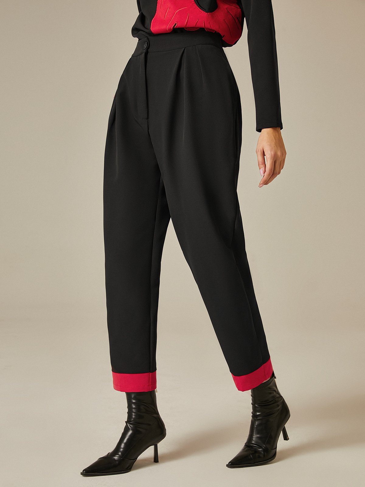 Pantalon long urbain à coupe régulière et à blocs de couleurs pour femmes